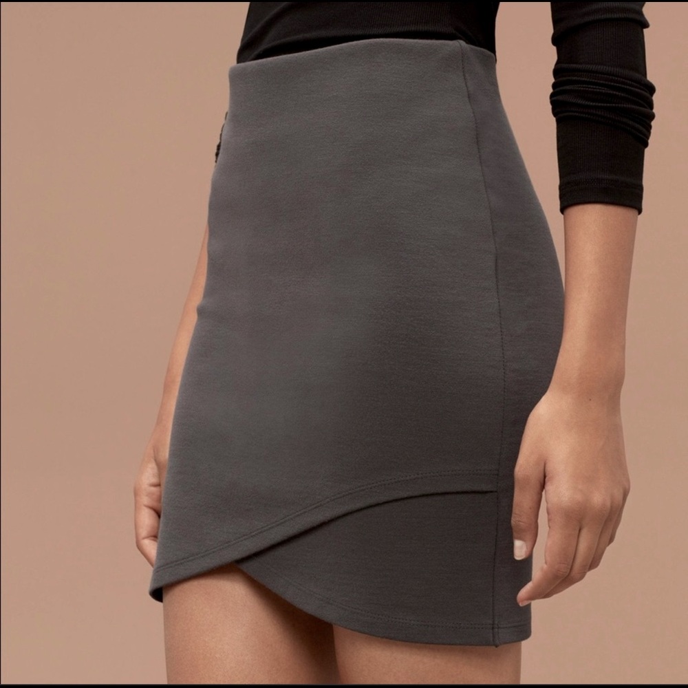 Aritzia Sunday Best Primrose Asymmetrical Skirt in Chalet - size S